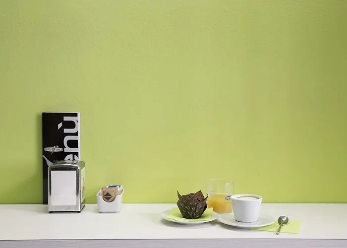 San Filippo Neri Vandrarhem Modena