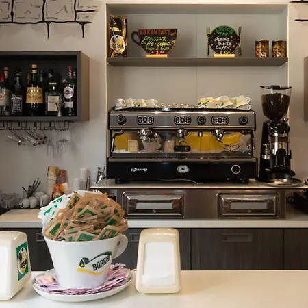 Hostel San Filippo Neri Modena